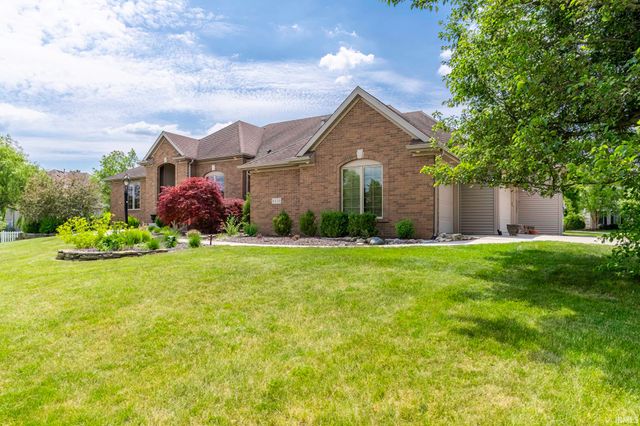 8119 Inverness Lakes Trail, Fort Wayne, IN 46804