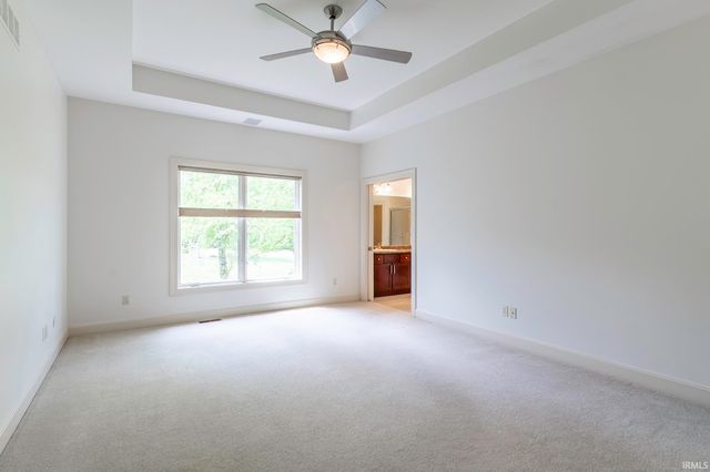 8119 Inverness Lakes Trail, Fort Wayne, IN 46804