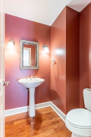 8119 Inverness Lakes Trail, Fort Wayne, IN 46804