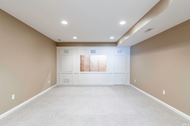 8119 Inverness Lakes Trail, Fort Wayne, IN 46804