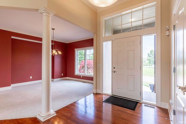 8119 Inverness Lakes Trail, Fort Wayne, IN 46804