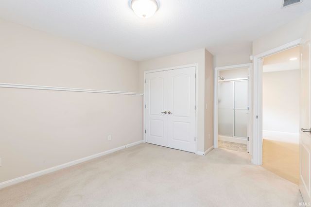 8119 Inverness Lakes Trail, Fort Wayne, IN 46804