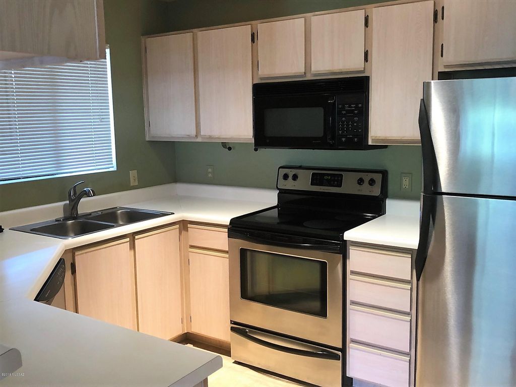 5751 N Kolb Rd Unit 28202, Tucson, AZ 85750