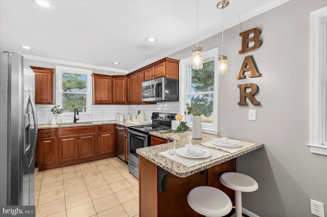 10 GLEN OAK LN NW, Glen Burnie, MD 21061