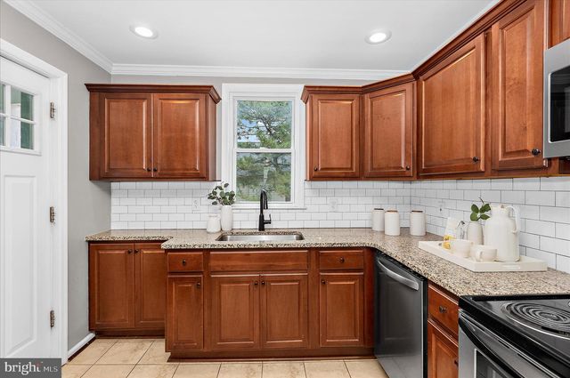 10 GLEN OAK LN NW, Glen Burnie, MD 21061