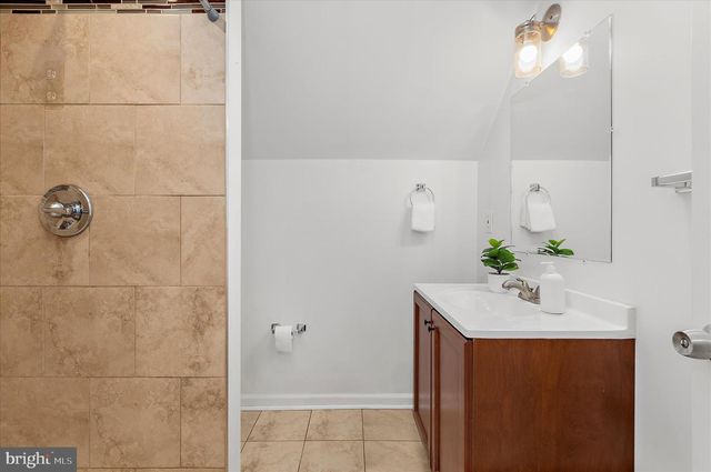 10 GLEN OAK LN NW, Glen Burnie, MD 21061