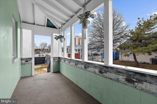 10 GLEN OAK LN NW, Glen Burnie, MD 21061