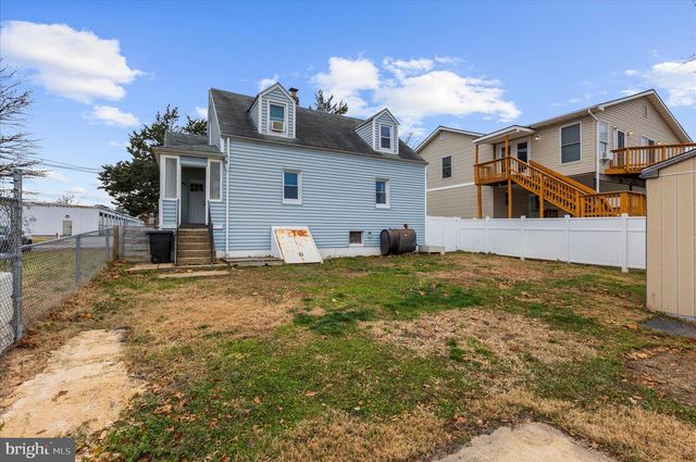 10 GLEN OAK LN NW, Glen Burnie, MD 21061