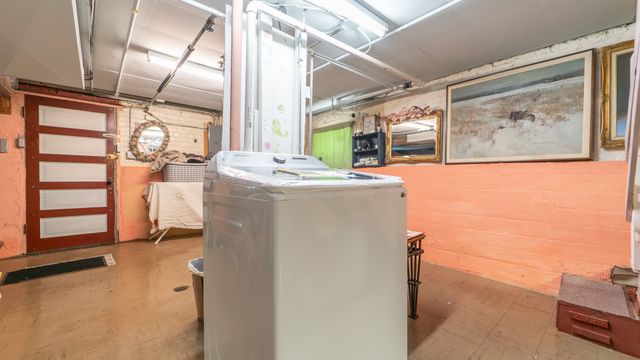 10613 S Avenue F, Chicago, IL 60617