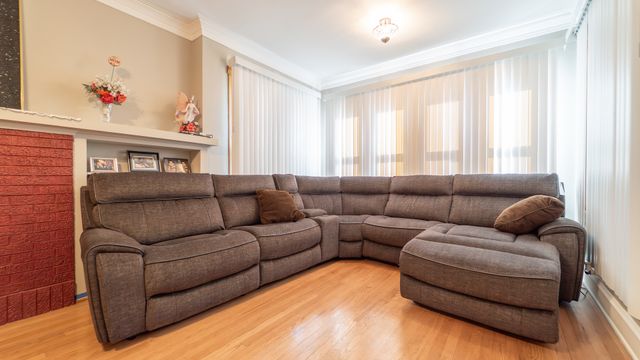 10613 S Avenue F, Chicago, IL 60617