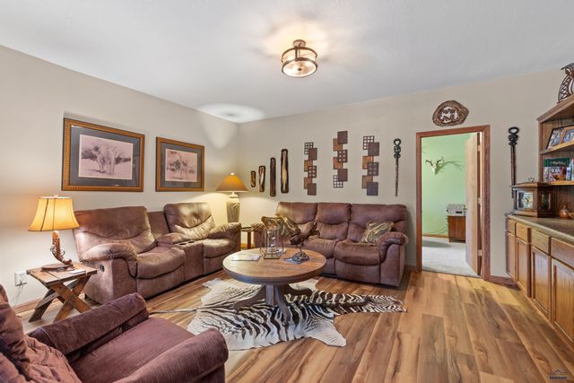 8151 LABRADOR TR, Rapid City, SD 57702