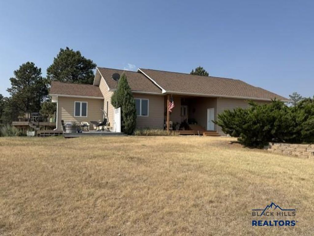 8151 LABRADOR TR, Rapid City, SD 57702