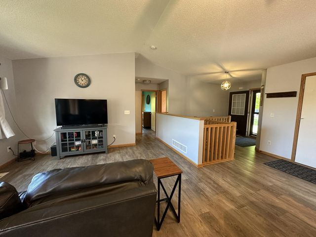18066 Lincoln Circle NW, Elk River, MN 55330