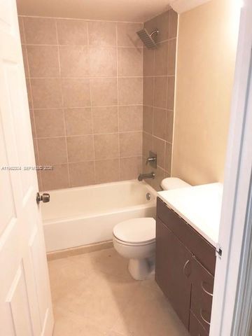 10749 Cleary Blvd 101, Plantation, FL 33324