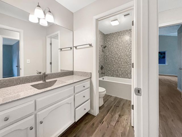 1172 Willow Creek Dr, Yuba City, CA 95991