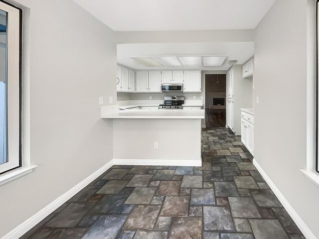 1172 Willow Creek Dr, Yuba City, CA 95991