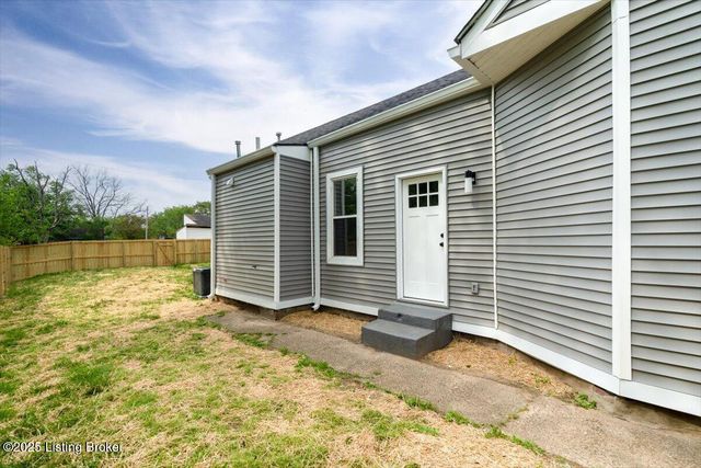 2632 Woodland Ave, Louisville, KY 40211