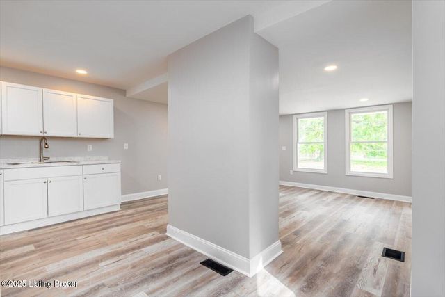 2632 Woodland Ave, Louisville, KY 40211