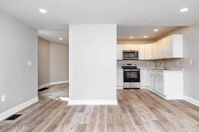 2632 Woodland Ave, Louisville, KY 40211