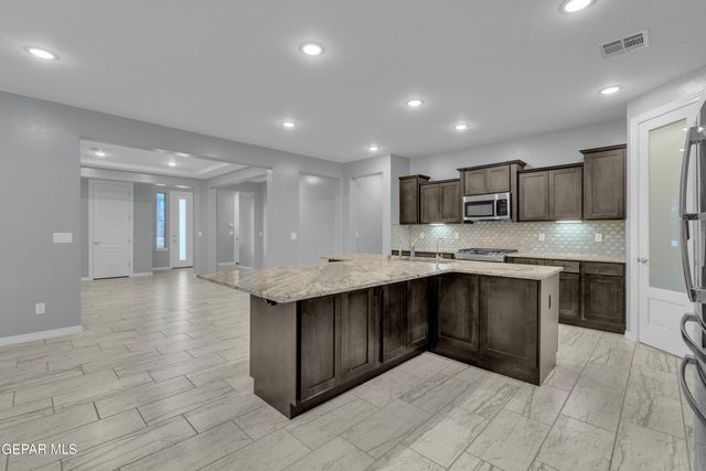 12482 PLEASANT CREST, El Paso, TX 79928