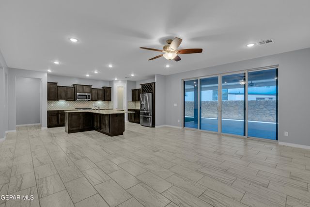 12482 PLEASANT CREST, El Paso, TX 79928