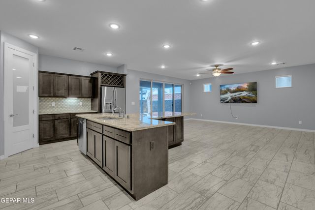 12482 PLEASANT CREST, El Paso, TX 79928