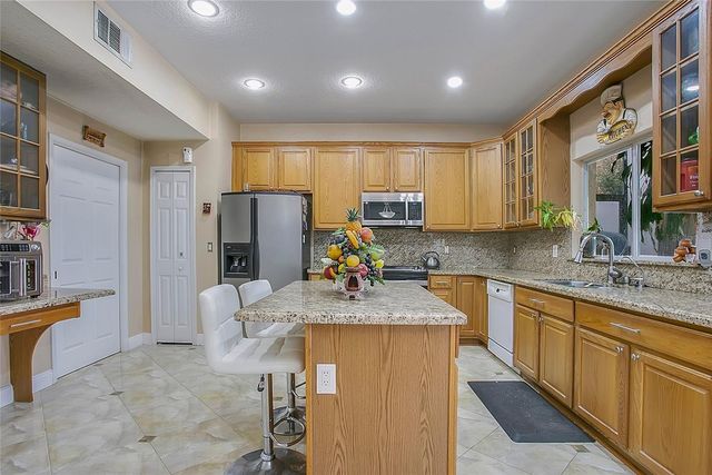 7866 BARDMOOR HILL CIRCLE, Orlando, FL 32835