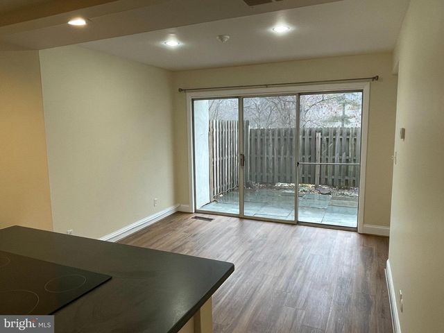 121 E CHELSEA CIR, Newtown Square, PA 19073