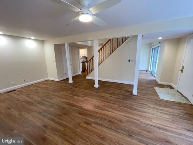 121 E CHELSEA CIR, Newtown Square, PA 19073