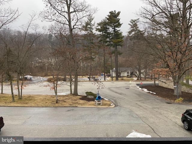 121 E CHELSEA CIR, Newtown Square, PA 19073