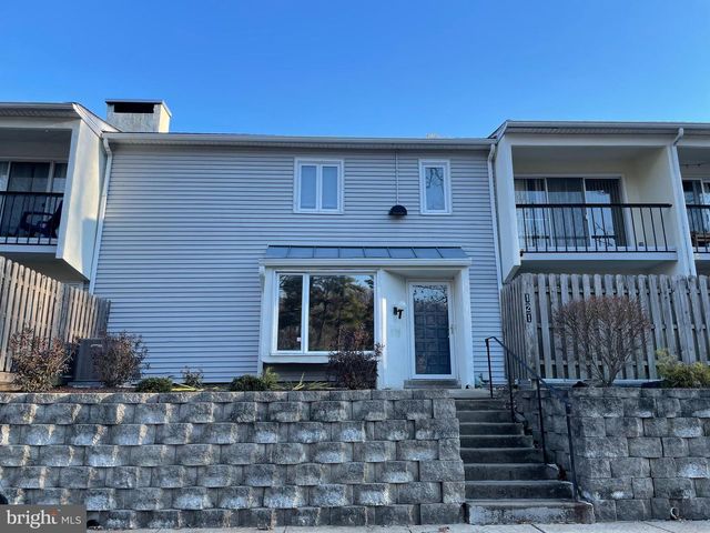 121 E CHELSEA CIR, Newtown Square, PA 19073