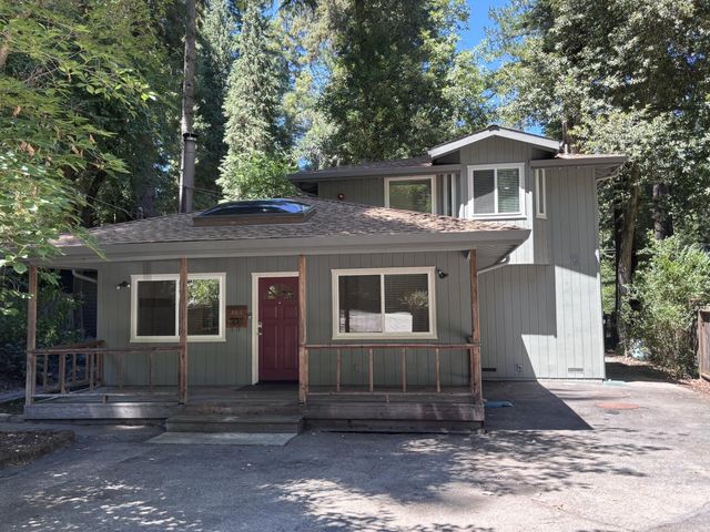 184 Acorn Drive, Boulder Creek, CA 95006