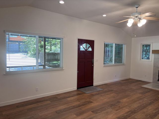 184 Acorn Drive, Boulder Creek, CA 95006