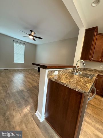 23 LANDIS CT, Falling Waters, WV 25419