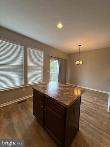 23 LANDIS CT, Falling Waters, WV 25419