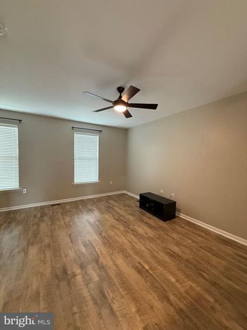 23 LANDIS CT, Falling Waters, WV 25419