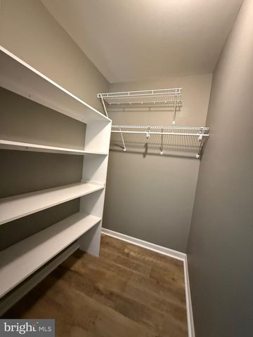 23 LANDIS CT, Falling Waters, WV 25419