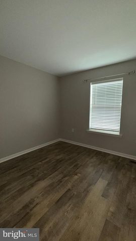 23 LANDIS CT, Falling Waters, WV 25419