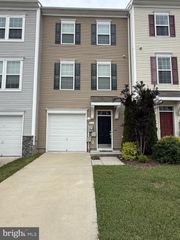 23 LANDIS CT, Falling Waters, WV 25419