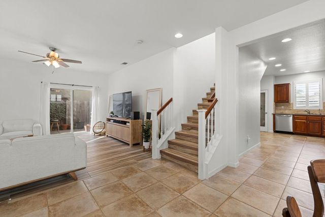 3650 Sardinia Island Way, Sacramento, CA 95834