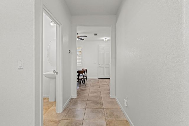 3650 Sardinia Island Way, Sacramento, CA 95834