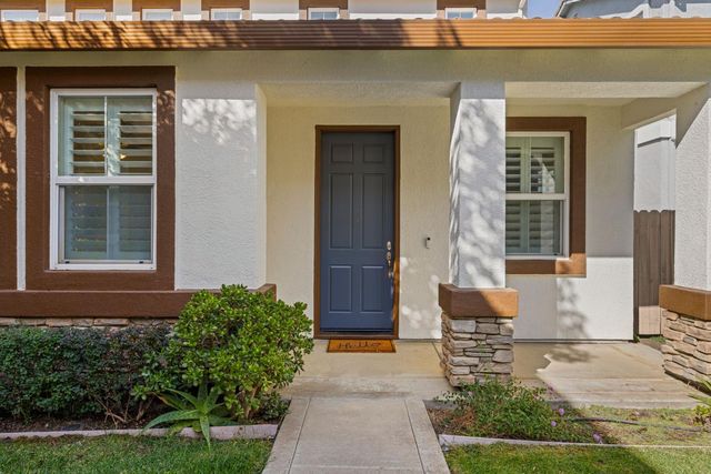 3650 Sardinia Island Way, Sacramento, CA 95834