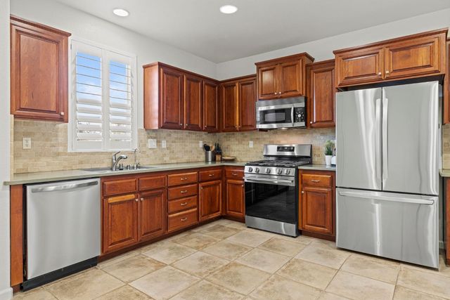 3650 Sardinia Island Way, Sacramento, CA 95834