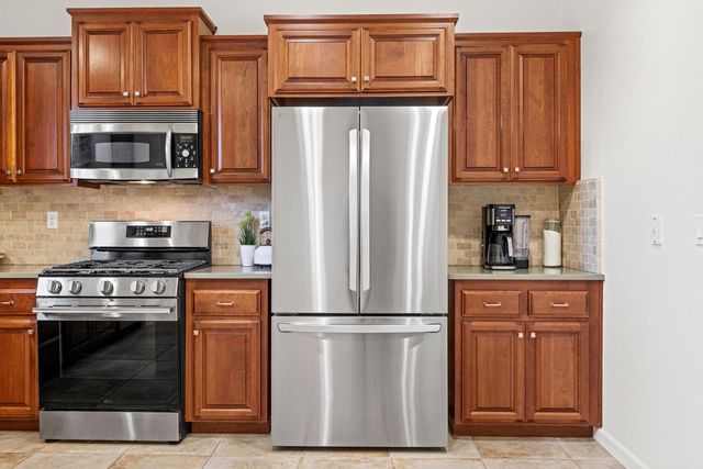 3650 Sardinia Island Way, Sacramento, CA 95834