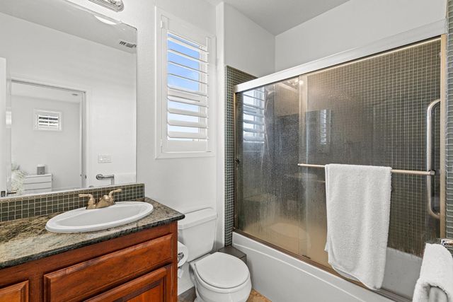 3650 Sardinia Island Way, Sacramento, CA 95834