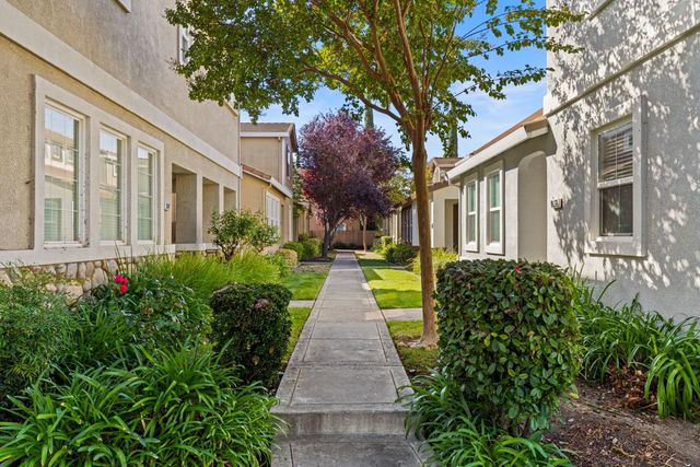 3650 Sardinia Island Way, Sacramento, CA 95834