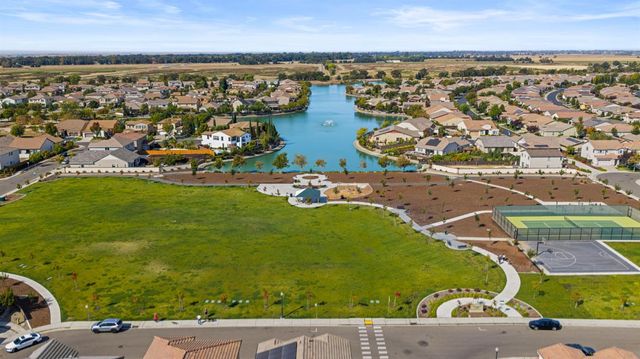 3650 Sardinia Island Way, Sacramento, CA 95834