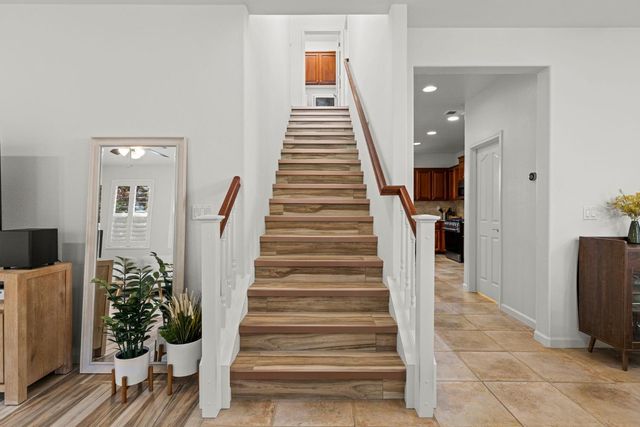 3650 Sardinia Island Way, Sacramento, CA 95834