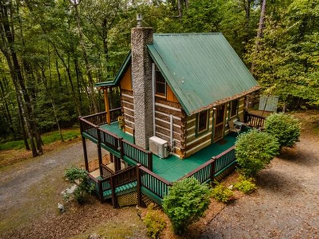 151 Pinewood Drive, Murphy, NC 28906