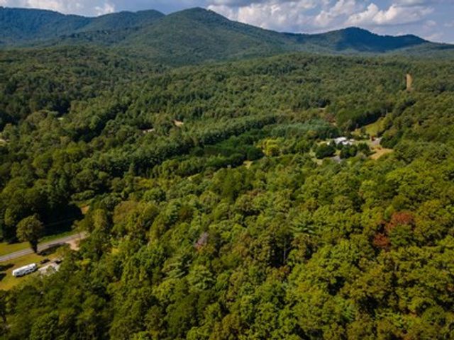 151 Pinewood Drive, Murphy, NC 28906